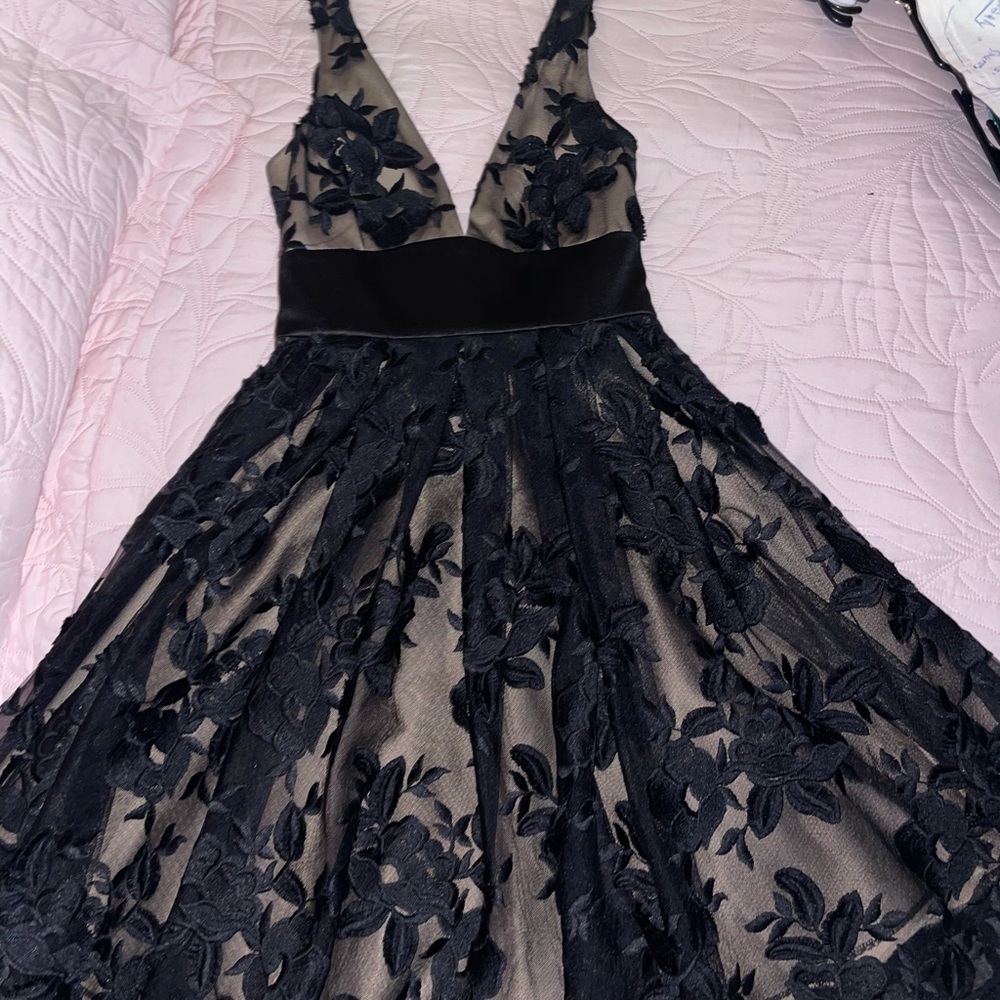 Dress - Picture 4 of 13